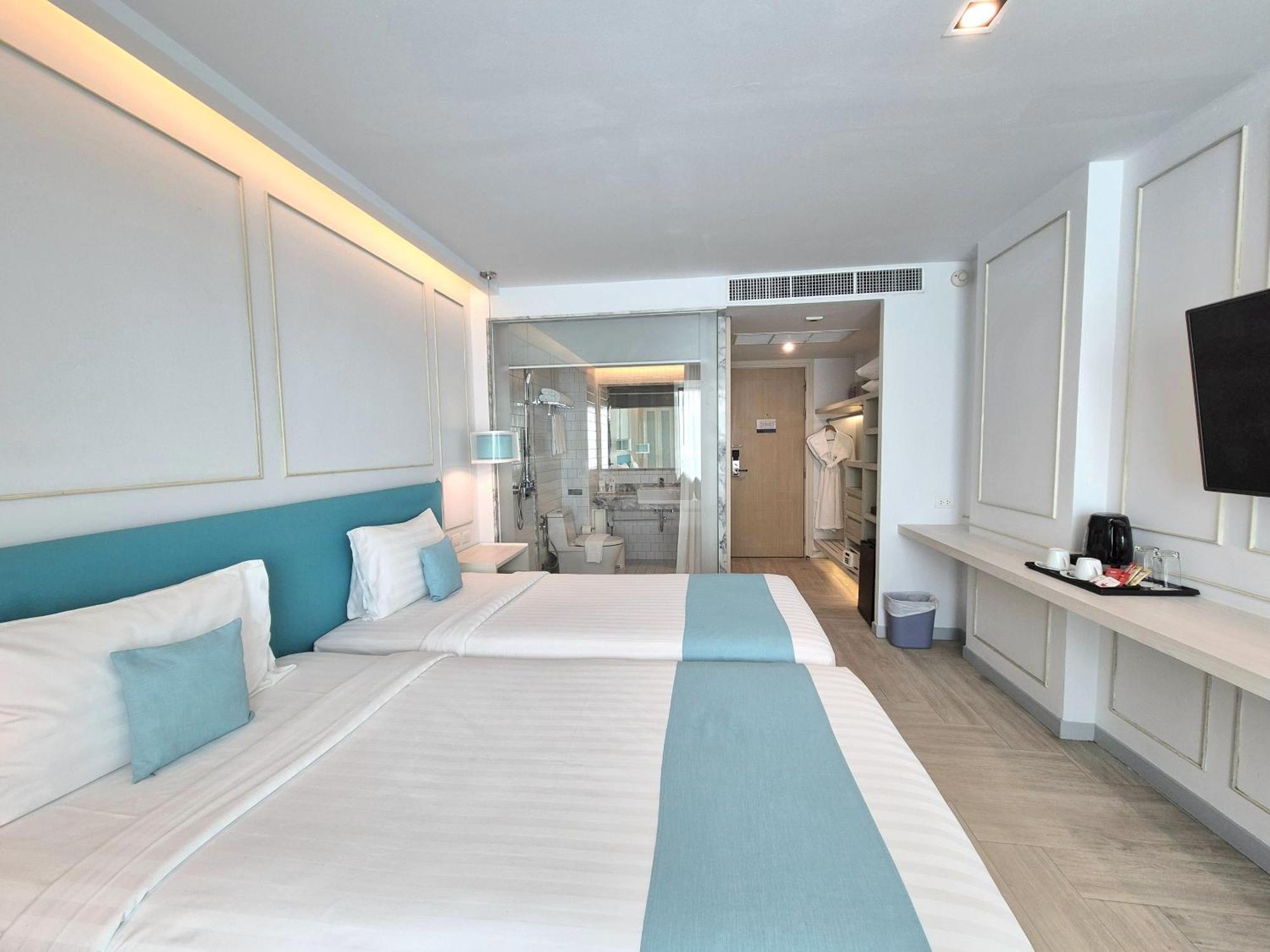 The Bloc Hotel Phuket - Sha Extra Plus Patong Экстерьер фото