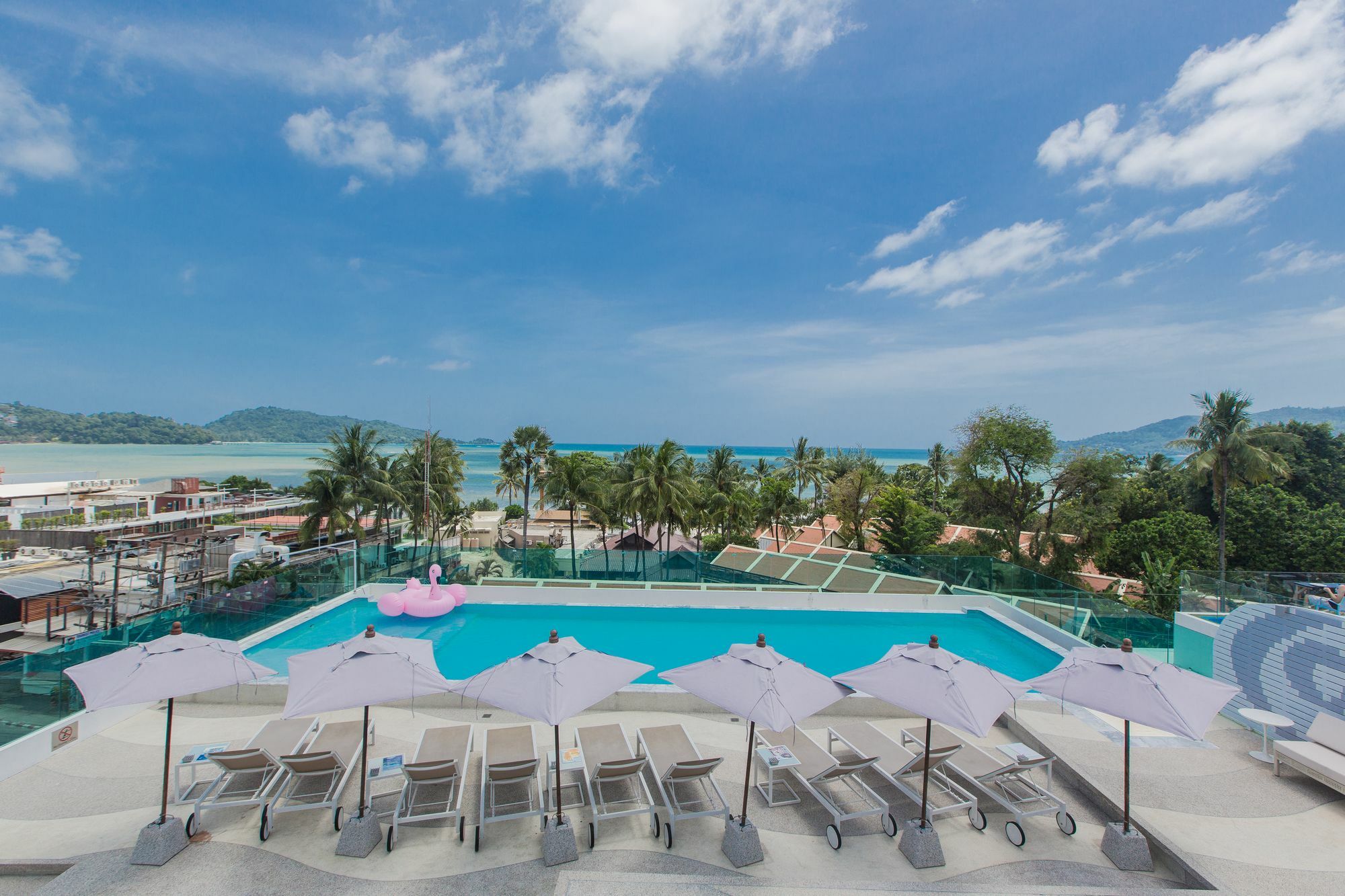 The Bloc Hotel Phuket - Sha Extra Plus Patong Экстерьер фото